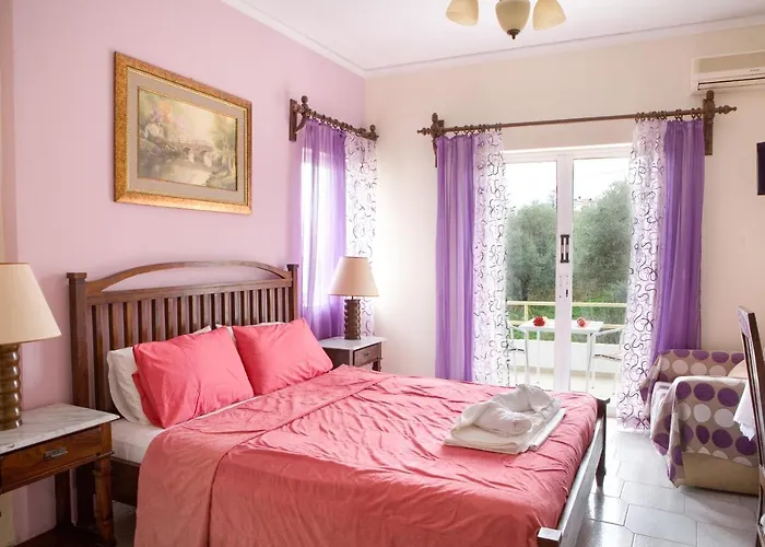 Sunny Apartments - Ex Zoi Studios